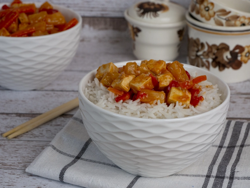 Tofu w sosie słodko-kwaśnym